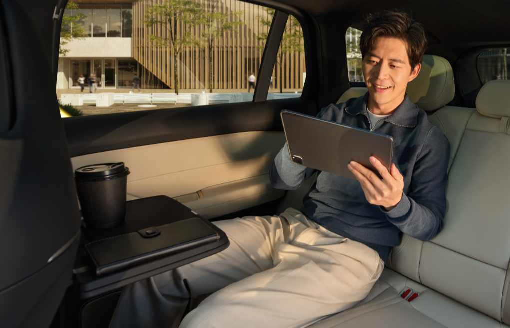 Expanded Second‑Row Storage