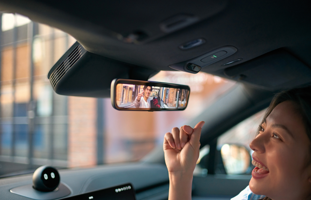 Ultra-HD Streaming Rearview Mirror
